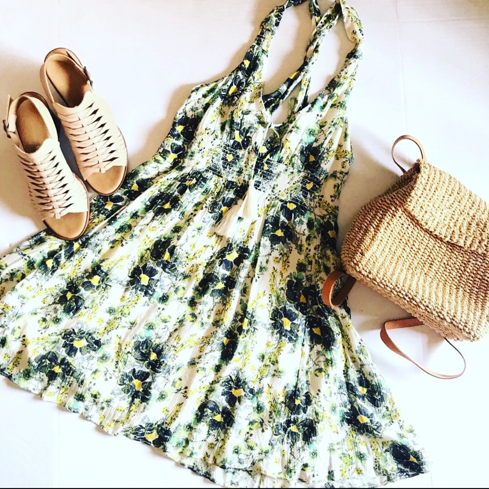 NEW Free People Green Boho Floral Halter Dress - Picture 3 of 8